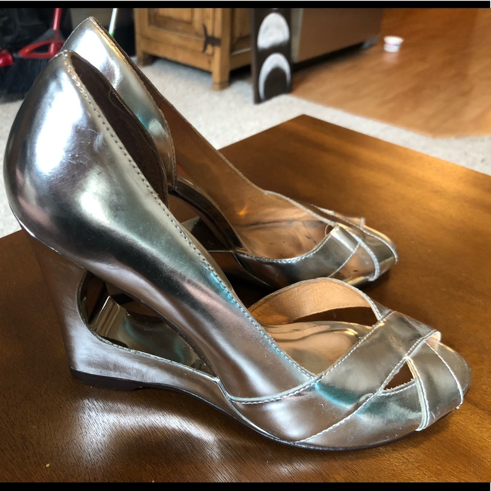 Michael Kora heels
